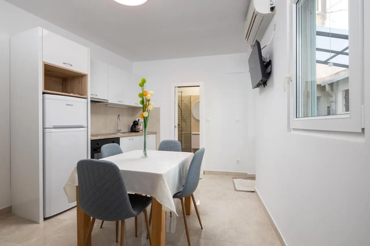 Lovely Apartment Ivana In Centre With Terrace Split