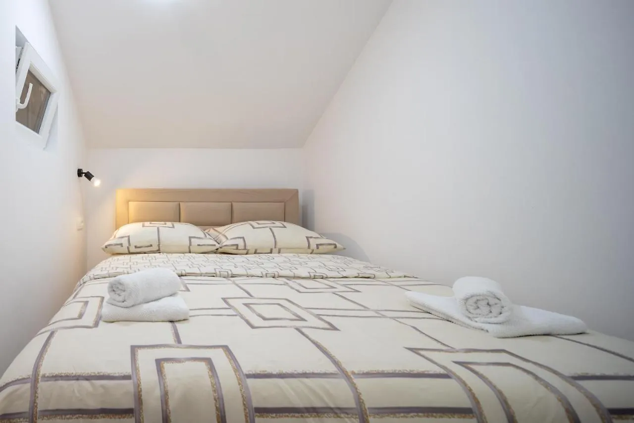Lovely Apartment Ivana In Centre With Terrace Split