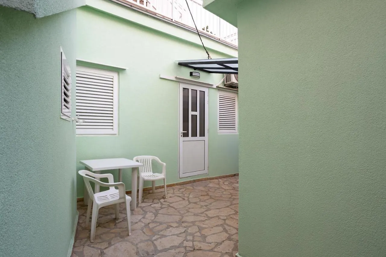 Lovely Apartment Ivana In Centre With Terrace Split